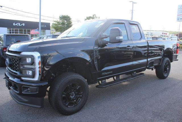Used 2025 Ford F-250 XL Truck Super Cab