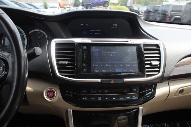 Used 2017 Honda Accord Touring V6 Sedan