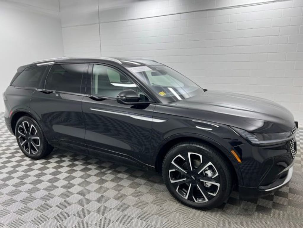 Certified 2025 Lincoln Nautilus Reserve SUV