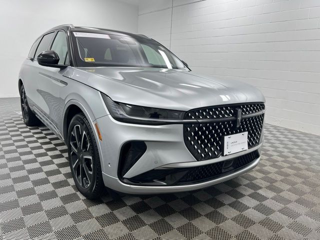 2024 Lincoln Nautilus SUV 