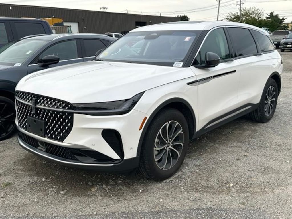 Certified 2024 Lincoln Nautilus Premiere SUV