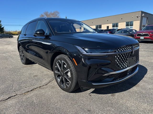 2025 Lincoln Nautilus SUV 