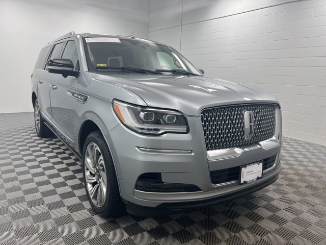 2023 Lincoln Navigator L SUV 