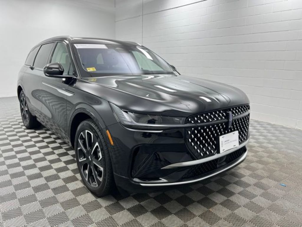 Certified 2025 Lincoln Nautilus Reserve SUV