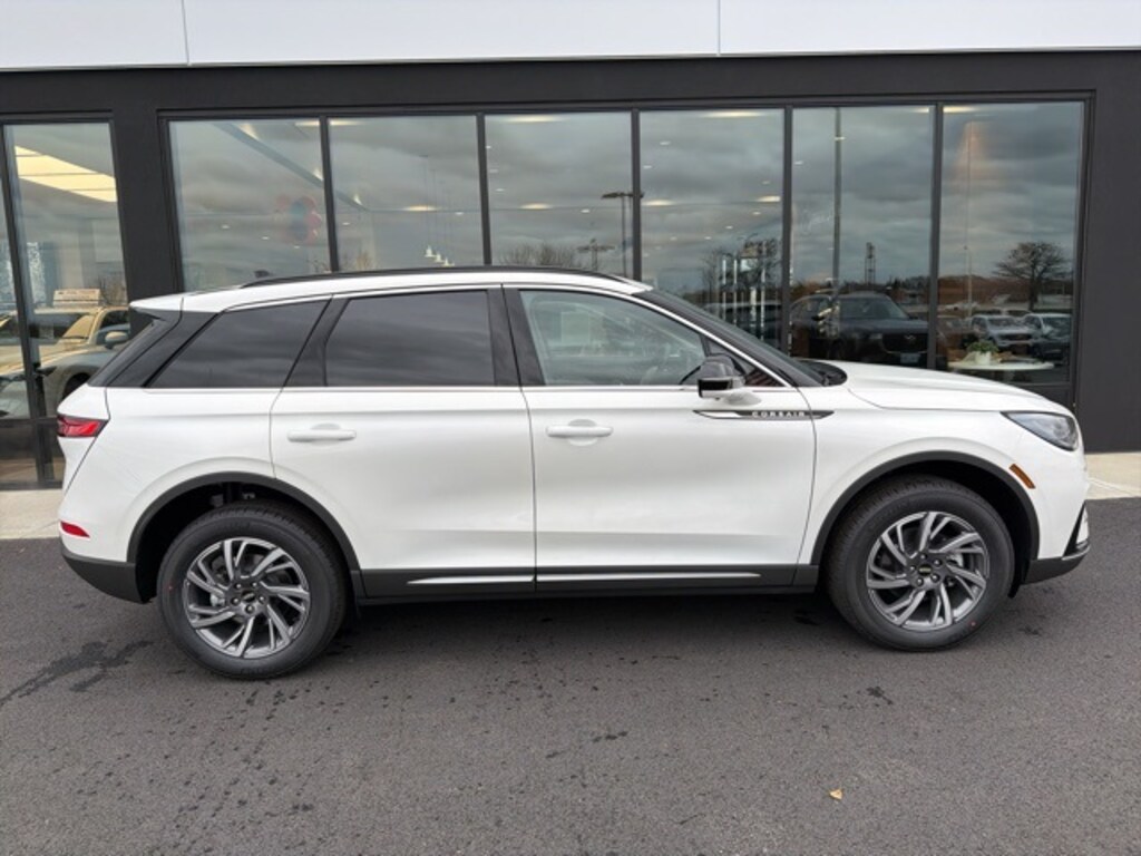 New 2026 Lincoln Corsair Premiere SUV