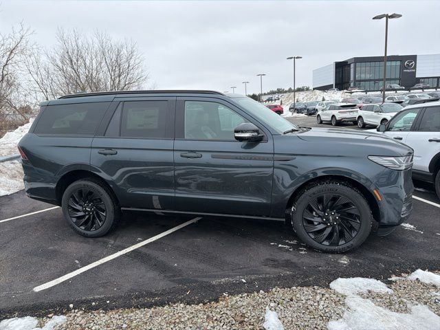 2026 Lincoln Navigator Reserve - Photo 2