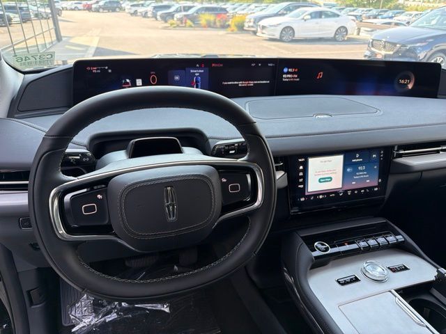 2027 Lincoln Navigator Premiere - Photo 14