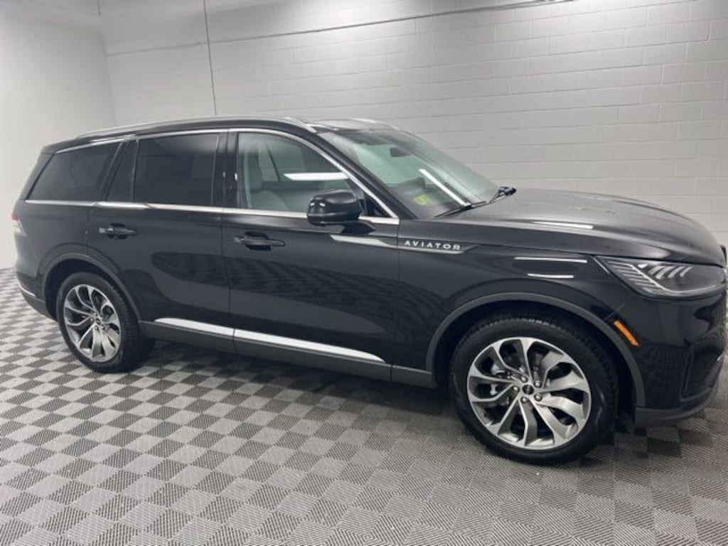 New 2026 Lincoln Aviator Premiere SUV