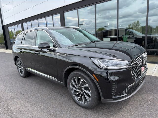 2026 Lincoln Aviator Premiere AWD's photo