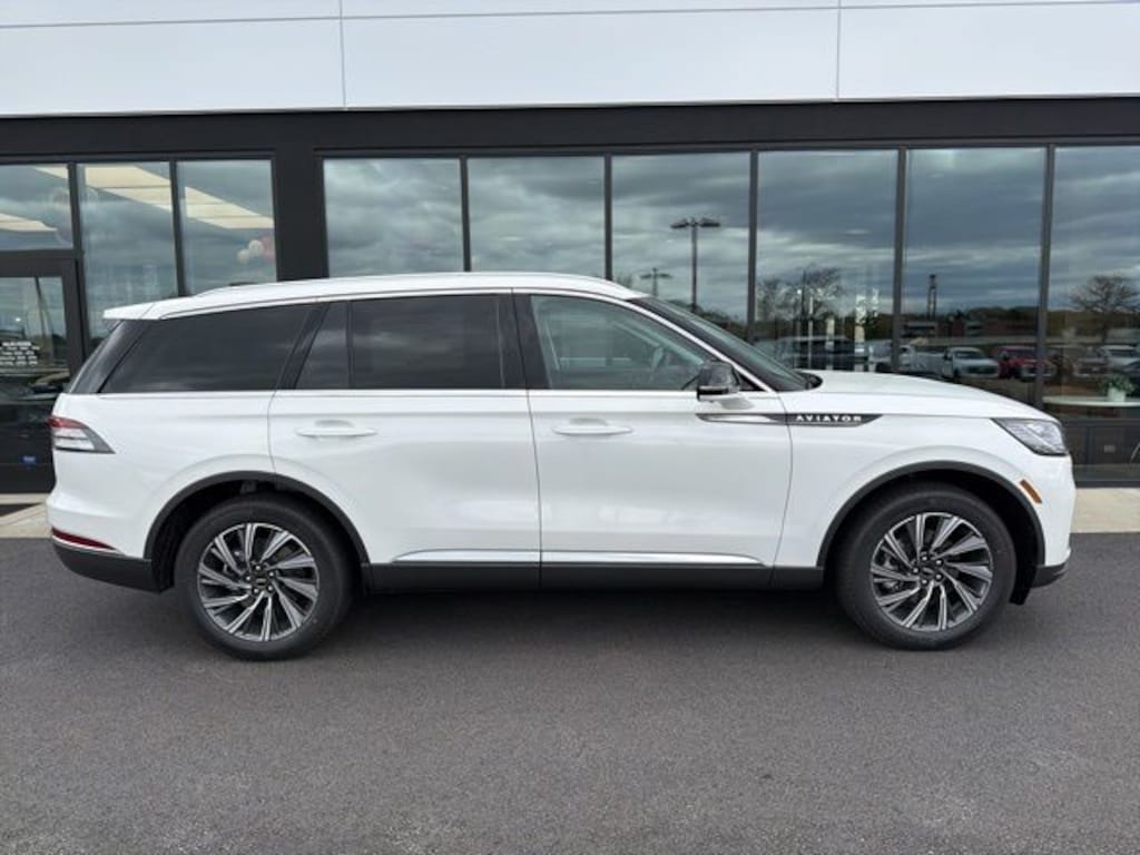 New 2026 Lincoln Aviator Premiere SUV