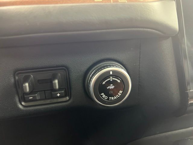 2025 Lincoln Navigator Black Label - Photo 23