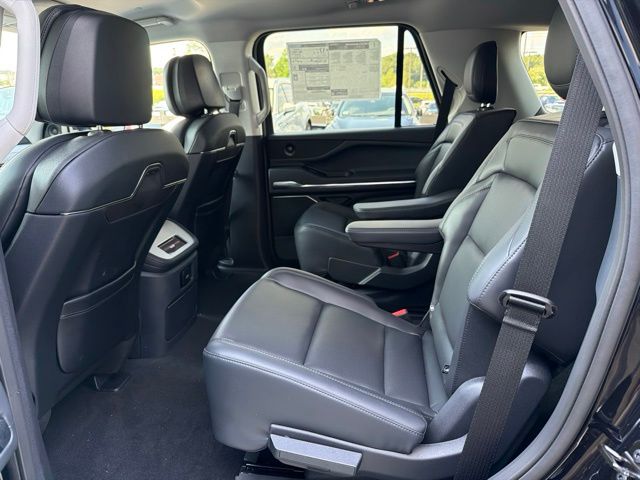2027 Lincoln Navigator Premiere - Photo 7