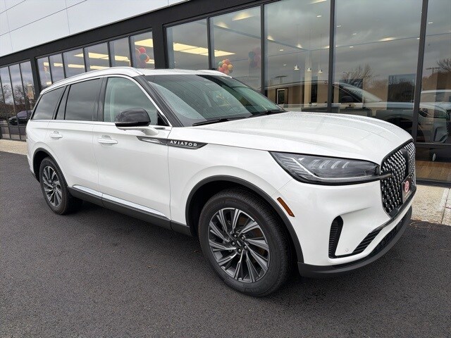 2025 Lincoln Aviator Premiere's photo