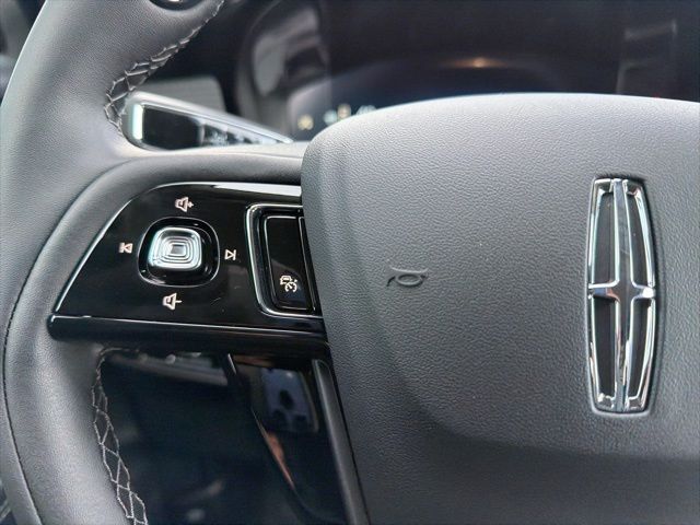 2026 Lincoln Corsair Premiere - Photo 16