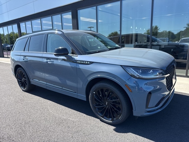 2025 Lincoln Aviator SUV 