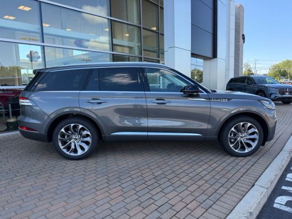 New 2027 Lincoln Aviator Premiere SUV