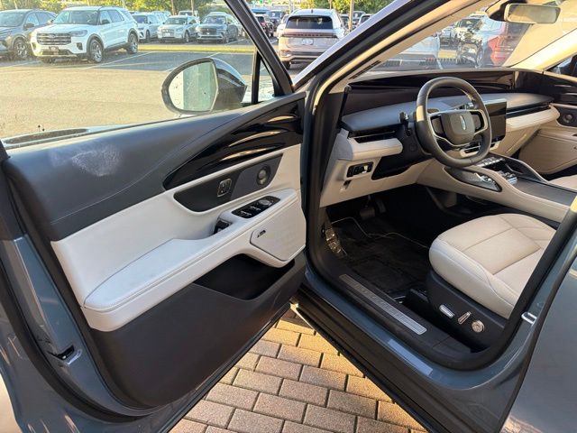 2026 Lincoln Nautilus Premiere - Photo 11