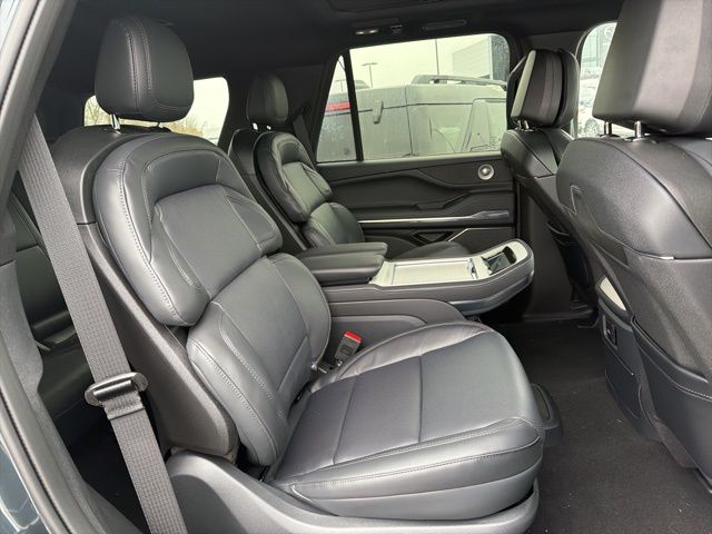 2026 Lincoln Navigator Reserve - Photo 7
