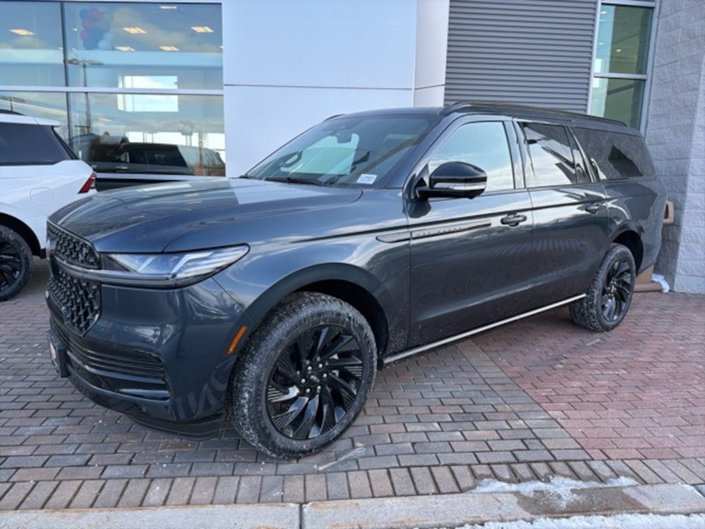 New 2026 Lincoln Navigator L Reserve SUV