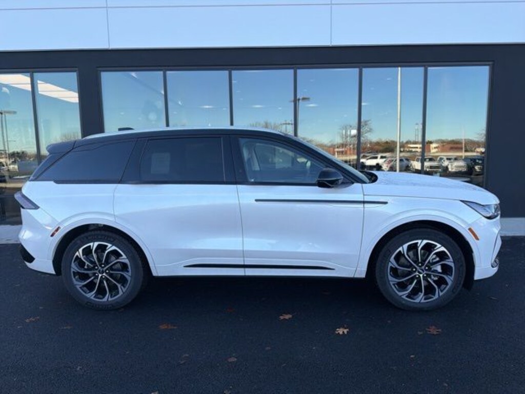 New 2026 Lincoln Nautilus Reserve SUV