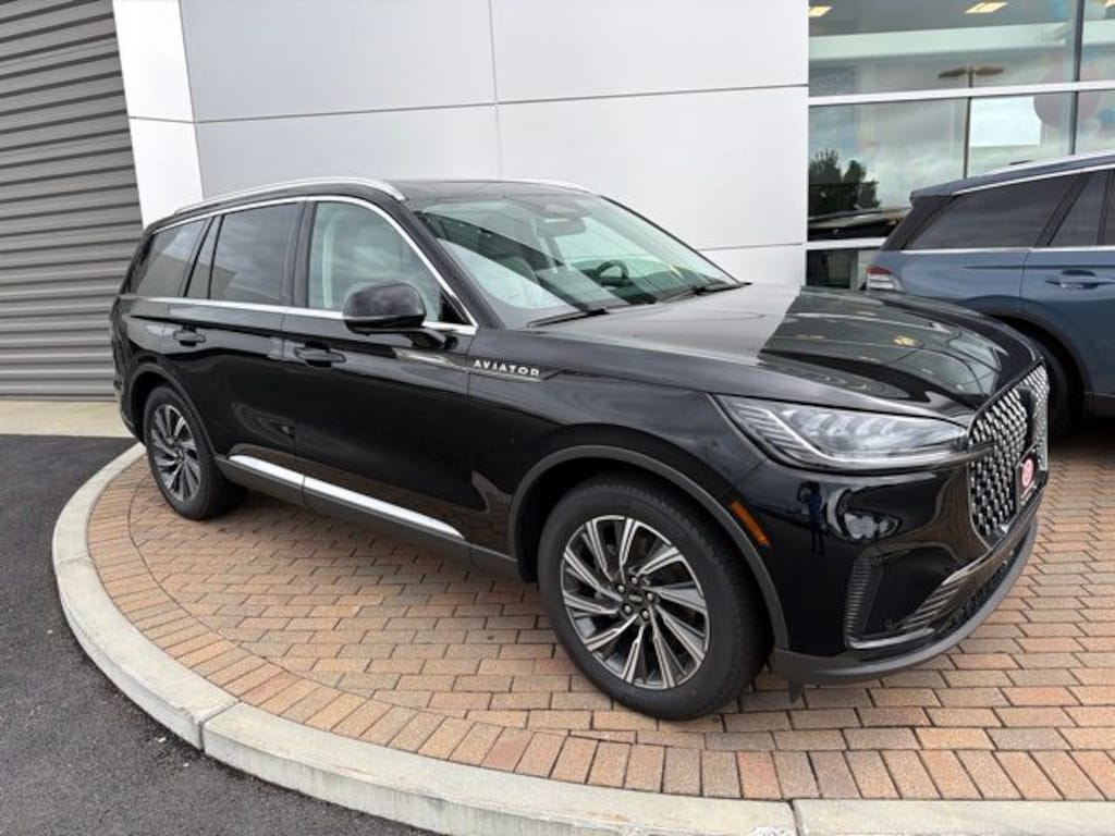 New 2026 Lincoln Aviator Premiere SUV