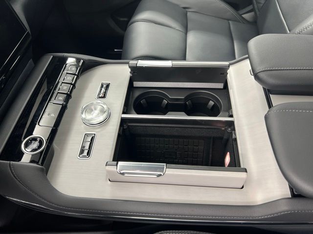 2026 Lincoln Navigator Reserve - Photo 28
