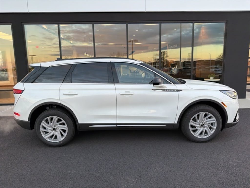 New 2026 Lincoln Corsair Premiere SUV