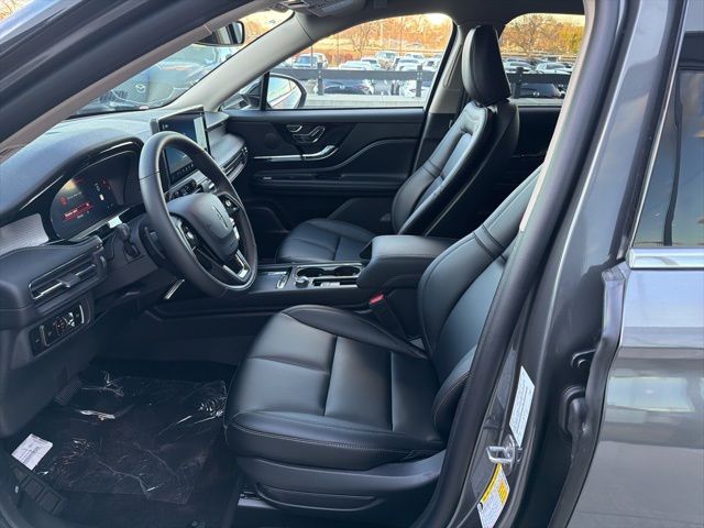 2026 Lincoln Corsair Premiere - Photo 8