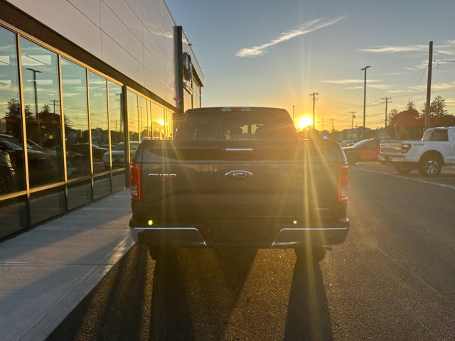Used 2015 Ford F-150 XLT Truck SuperCrew Cab