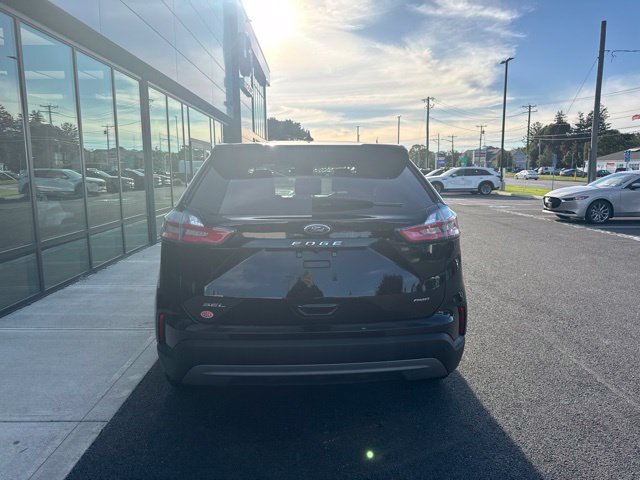 Used 2024 Ford Edge SEL SUV