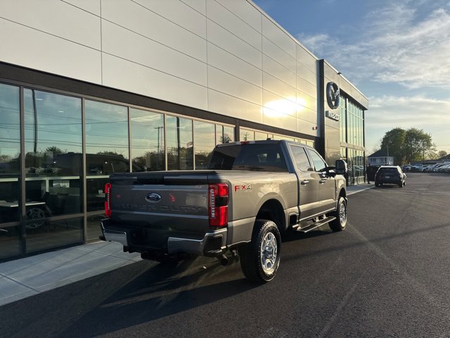 Used 2025 Ford F-350 XLT Truck Crew Cab
