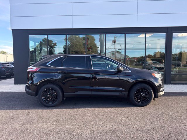 Used 2024 Ford Edge SEL SUV
