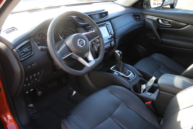 Used 2017 Nissan Rogue SL SUV