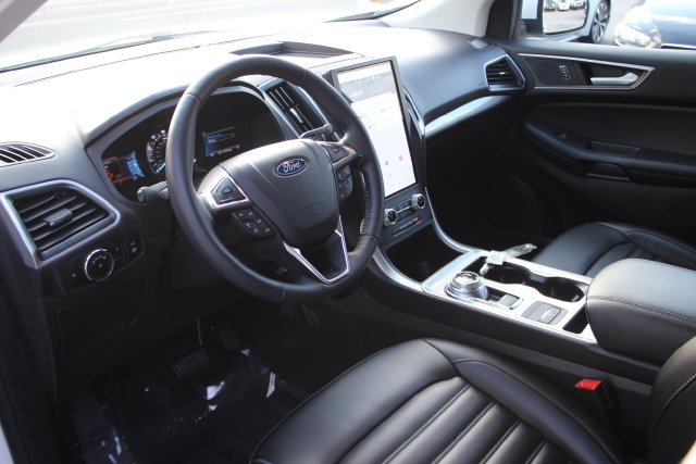 Used 2024 Ford Edge SEL SUV