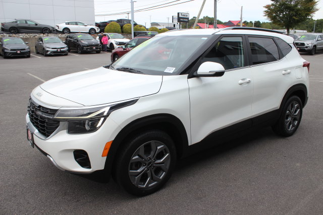 Used 2024 Kia Seltos S SUV