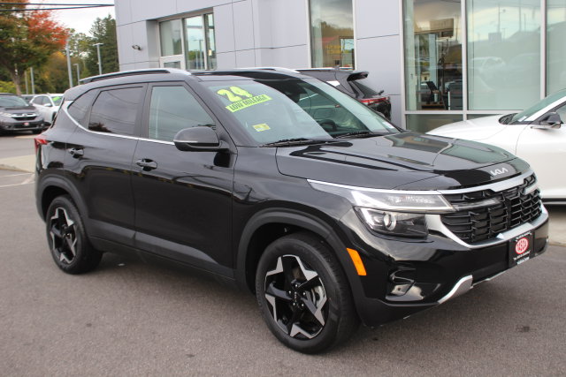 Used 2024 Kia Seltos EX SUV