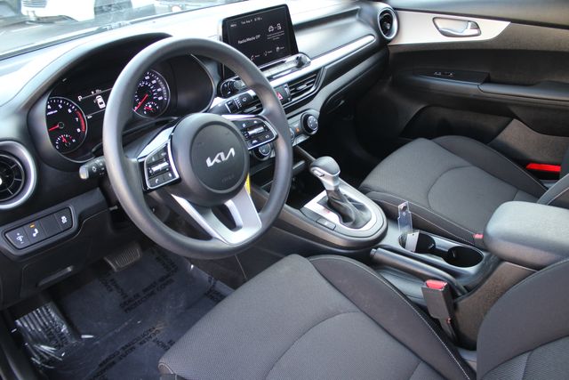 Used 2024 Kia Forte LXS Sedan