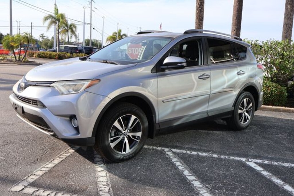 Used 2018 Toyota RAV4 XLE SUV