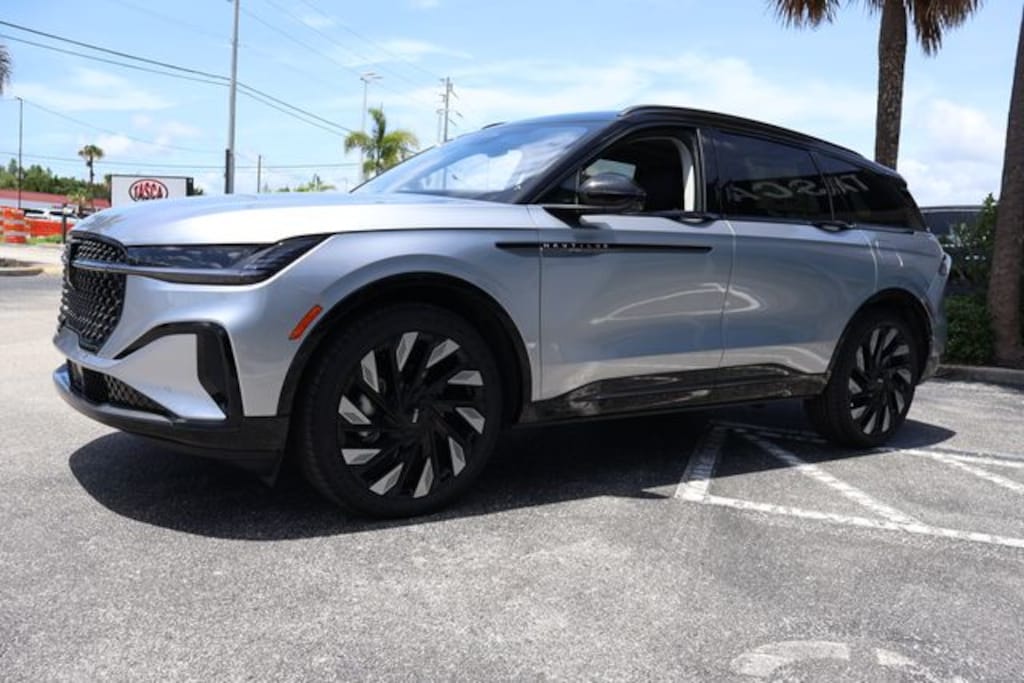 New 2026 Lincoln Nautilus Reserve SUV