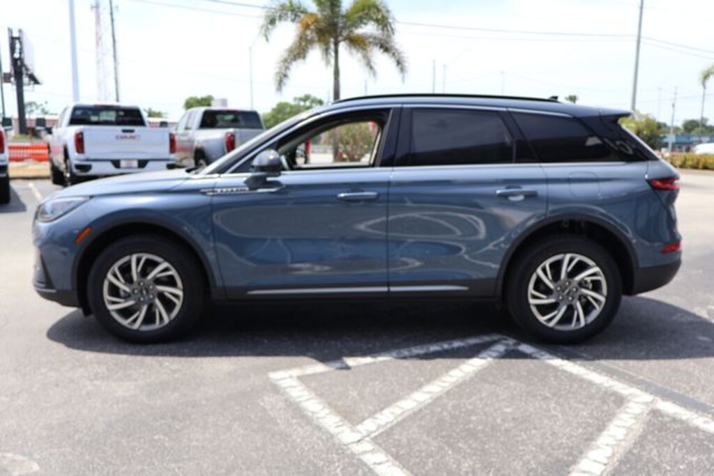 New 2026 Lincoln Corsair Premiere SUV