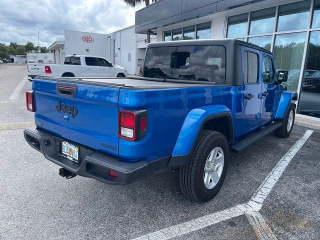 Used 2021 Jeep Gladiator Sport Truck
