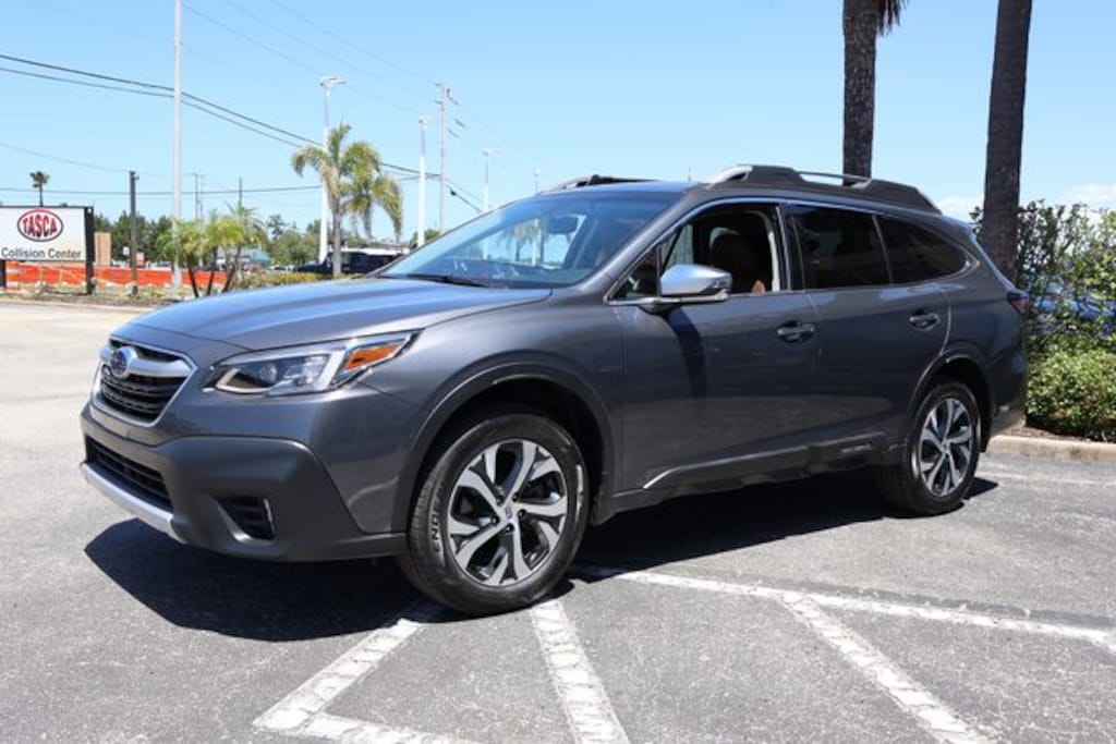 Used 2022 Subaru Outback Touring SUV
