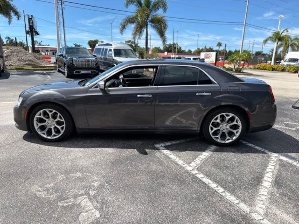 Used 2018 Chrysler 300 C Sedan