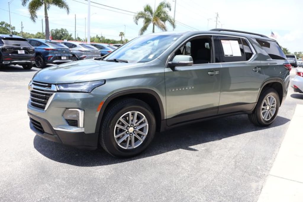 Used 2022 Chevrolet Traverse LT SUV