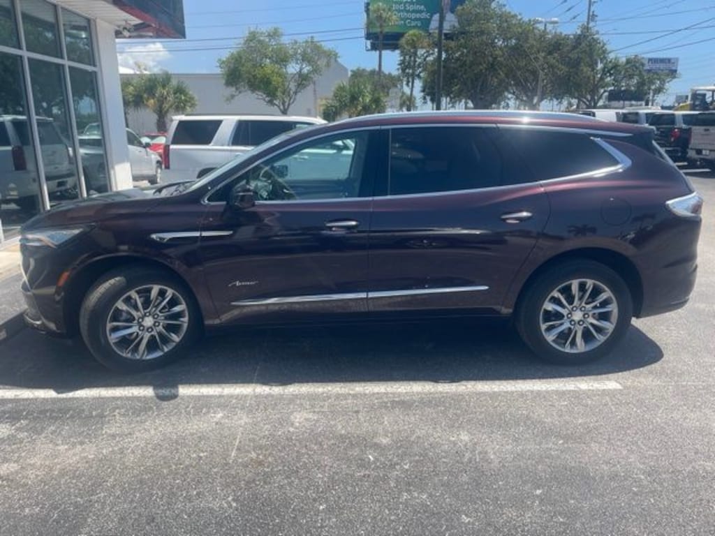 Used 2022 Buick Enclave Avenir SUV