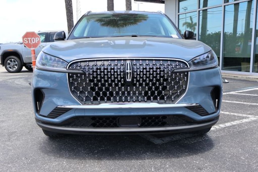 New 2026 Lincoln Aviator Premiere SUV