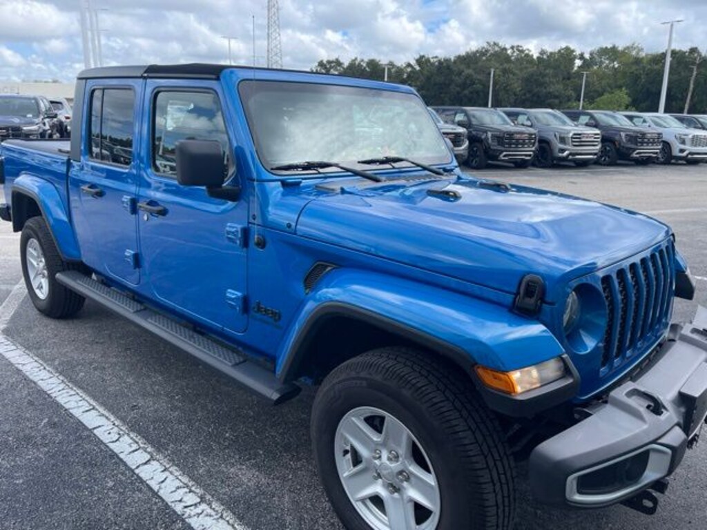 Used 2021 Jeep Gladiator Sport Truck