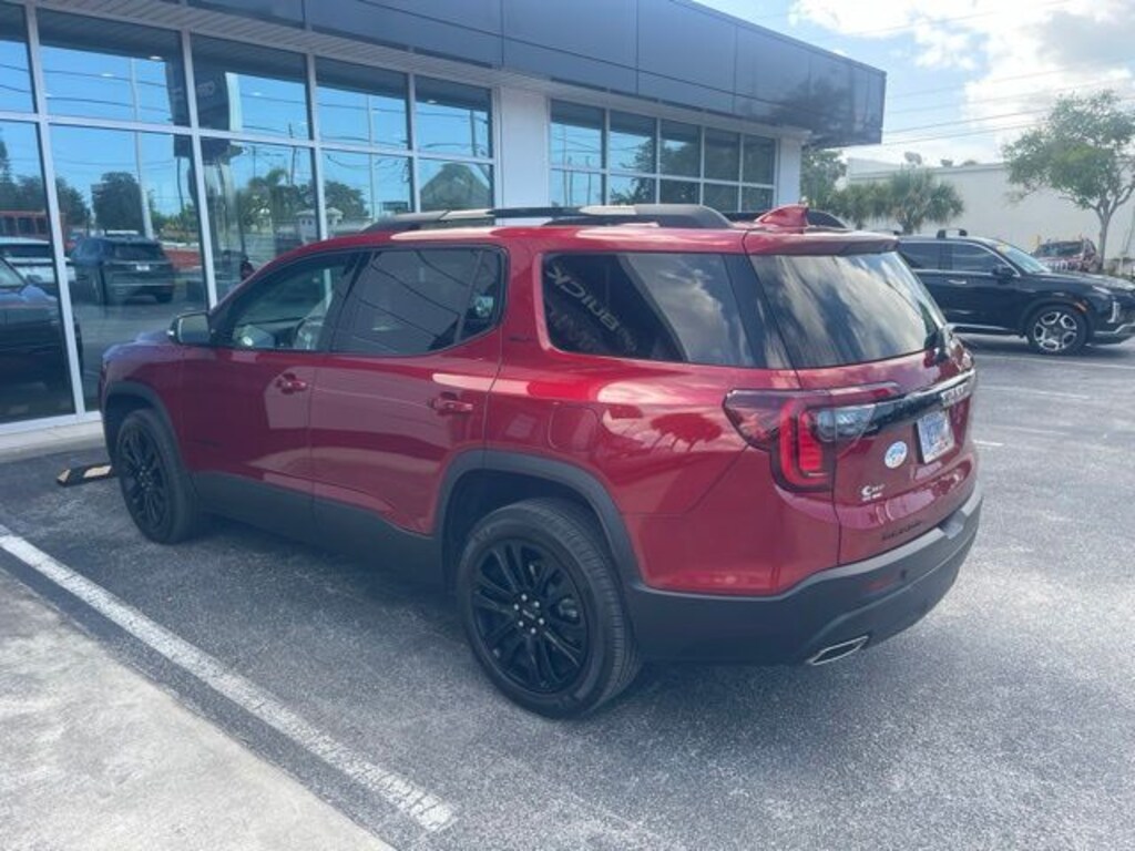 Used 2023 GMC Acadia SLT SUV