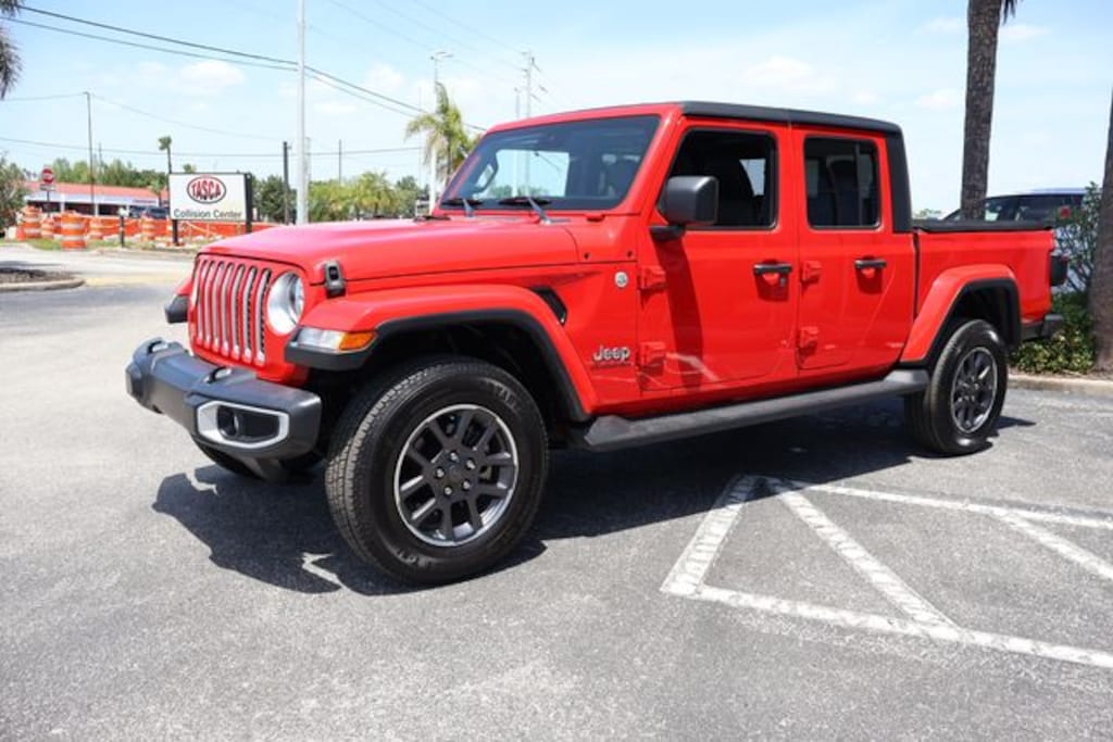 Used 2020 Jeep Gladiator Overland Truck