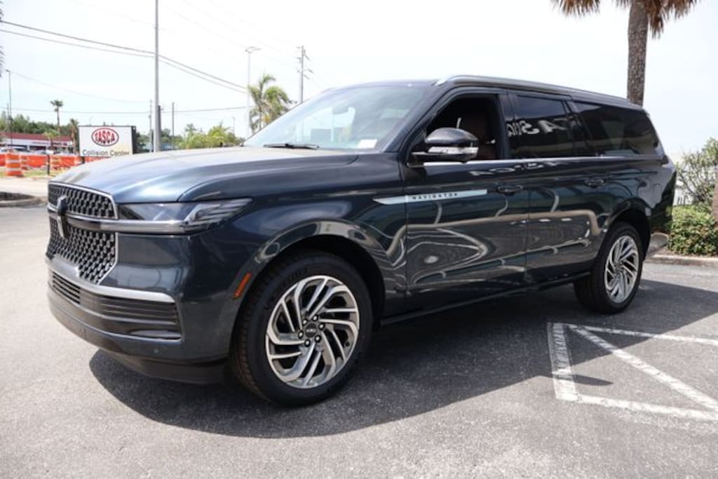 New 2026 Lincoln Navigator L Reserve SUV